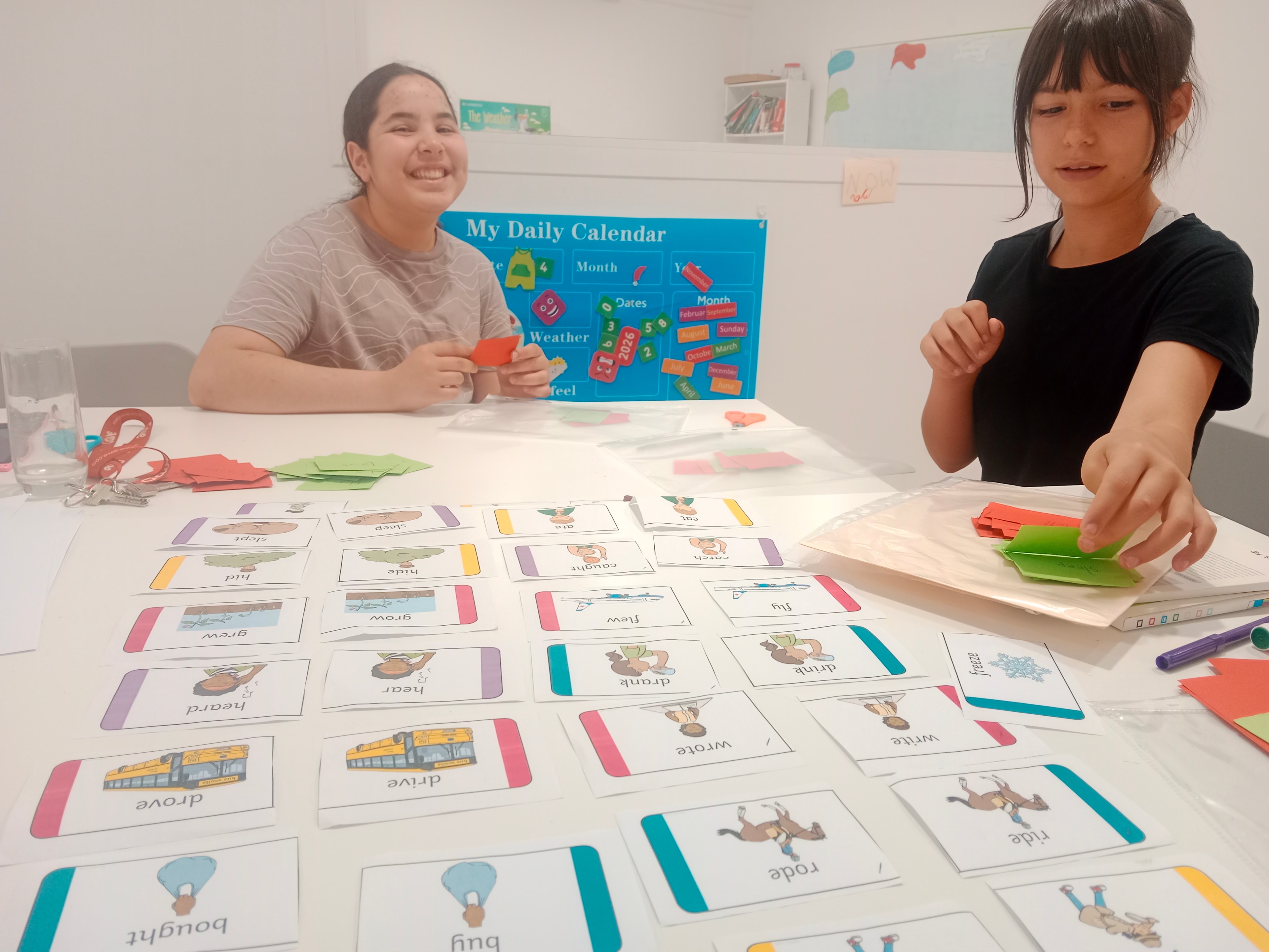 Niños de infantil aprendiendo inglés con juegos y cuentos en Shakespeare FORMACIÓN